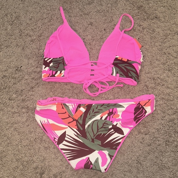 Maaji Pink Heritage Bikini Set - Picture 4 of 4